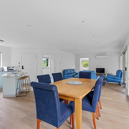 Sandy Point Beach Escape 2 Bedroom Apartment Екстериор снимка